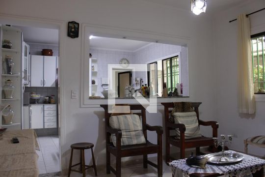 Sala 2 de casa para alugar com 3 quartos, 300m² em Sumaré, São Paulo