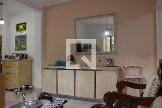 Sala 2 de casa para alugar com 3 quartos, 300m² em Sumaré, São Paulo