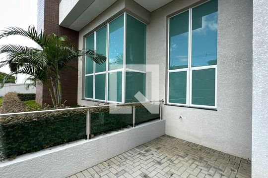 Área comum  de apartamento para alugar com 1 quarto, 44m² em Alto da Rua Xv, Curitiba