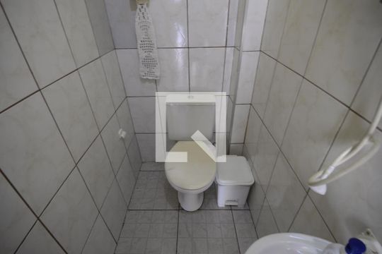 Banheiro de Serviço de casa à venda com 3 quartos, 416m² em Mooca, São Paulo