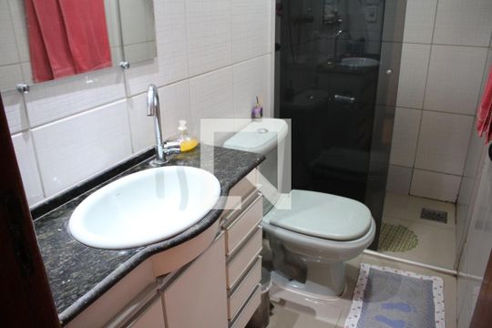 Banheiro de apartamento à venda com 4 quartos, 177m² em Inconfidentes, Contagem
