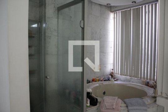 Hidromassagem de casa para alugar com 7 quartos, 342m² em Parque da Mooca, São Paulo