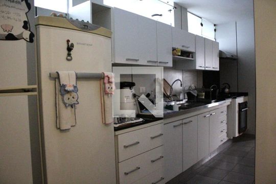 Cozinha de casa para alugar com 7 quartos, 342m² em Parque da Mooca, São Paulo