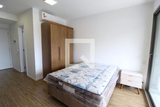 Sala/Quarto de kitnet/studio para alugar com 1 quarto, 29m² em Indianópolis, São Paulo