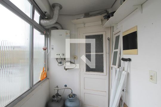 Área de Serviço de apartamento para alugar com 3 quartos, 80m² em Auxiliadora, Porto Alegre