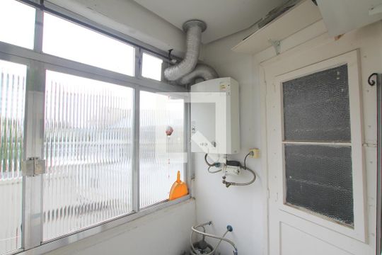 Área de Serviço de apartamento para alugar com 3 quartos, 80m² em Auxiliadora, Porto Alegre