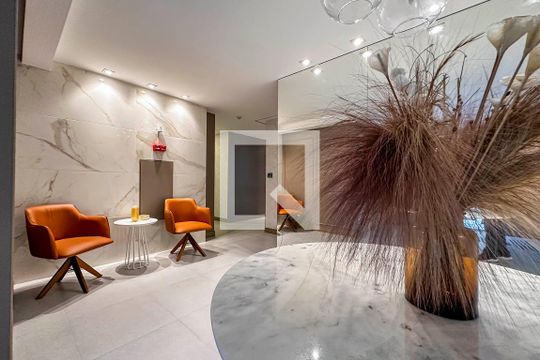 Hall social de apartamento para alugar com 2 quartos, 47m² em Centro, Santo André