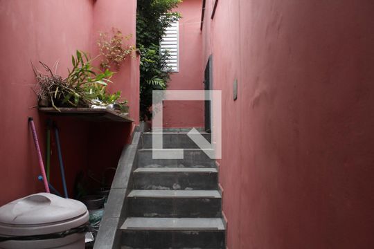 Quintal de casa à venda com 3 quartos, 150m² em Vila Madalena, São Paulo