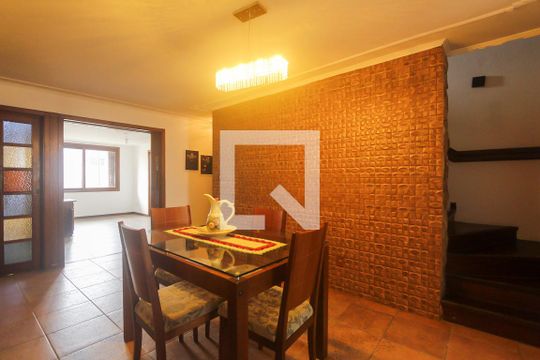 Sala de casa à venda com 4 quartos, 388m² em Jardim Itu, Porto Alegre