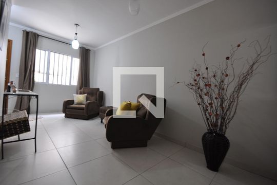 Sala de casa de condomínio para alugar com 2 quartos, 60m² em Vila Nilo, São Paulo