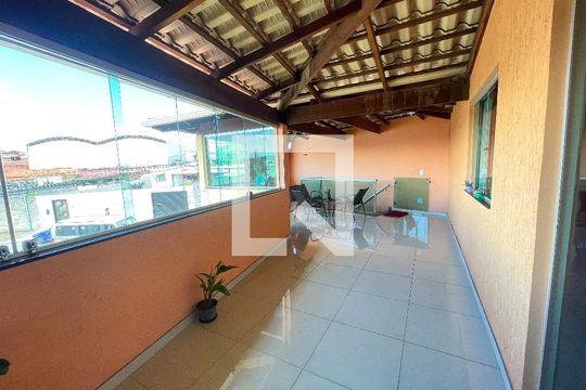 Varanda de casa à venda com 2 quartos, 330m² em Tirol (barreiro), Belo Horizonte