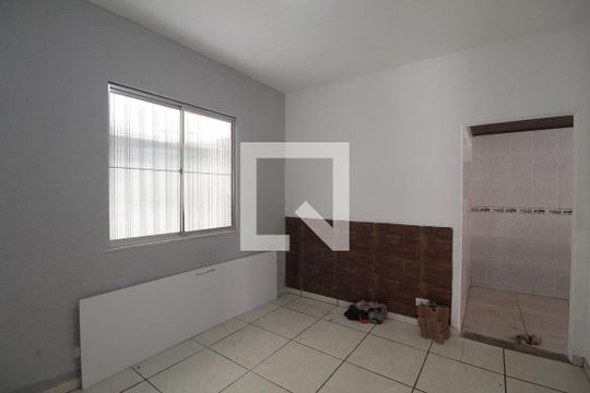 Sala 2 de casa para alugar com 2 quartos, 80m² em Vargem Pequena, Rio de Janeiro