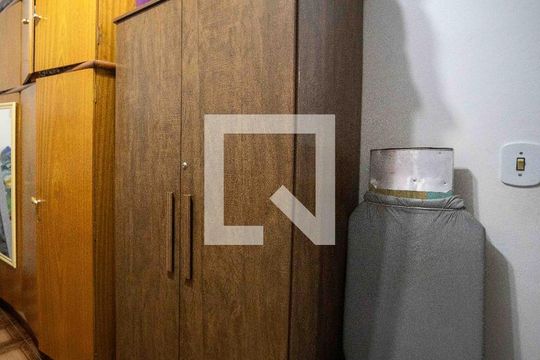 Quarto 2 de casa à venda com 2 quartos, 193m² em São Judas Tadeu, Diadema