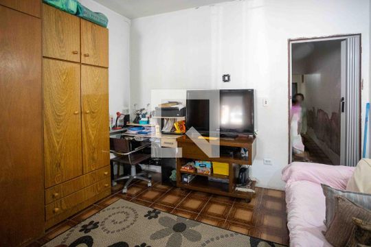 Quarto 1 de casa à venda com 2 quartos, 193m² em São Judas Tadeu, Diadema