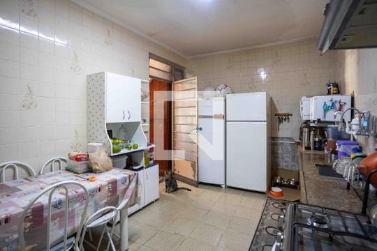 Cozinha de casa à venda com 2 quartos, 193m² em São Judas Tadeu, Diadema