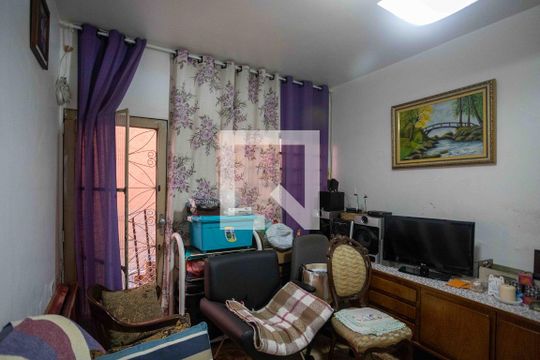 Sala de casa à venda com 2 quartos, 193m² em São Judas Tadeu, Diadema