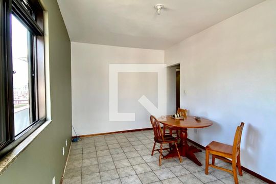 Sala de apartamento à venda com 3 quartos, 150m² em Todos Os Santos, Rio de Janeiro
