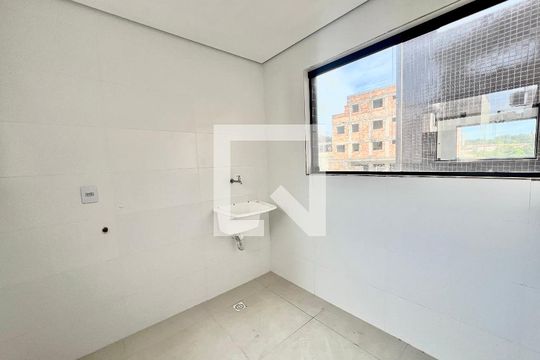 Área de serviço de apartamento à venda com 2 quartos, 67m² em Europa, Contagem