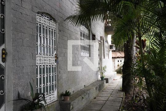 Fachada de apartamento para alugar com 1 quarto, 50m² em Jacarepaguá, Rio de Janeiro