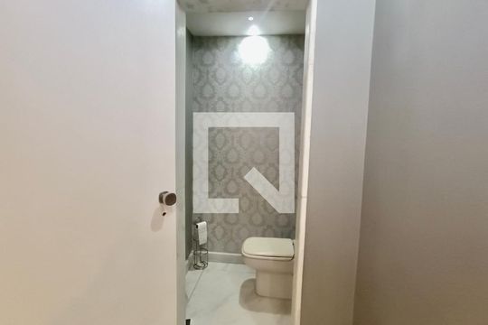 Lavabo de apartamento à venda com 4 quartos, 300m² em Copacabana, Rio de Janeiro