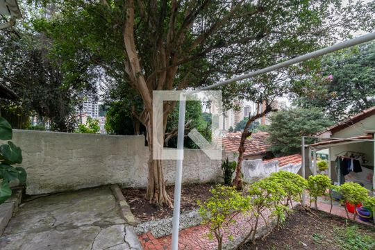 Quintal de casa para alugar com 3 quartos, 153m² em Santana, São Paulo