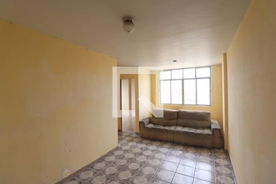 Apartamento para alugar com 2 quartos, 60m² em Estrela do Norte, São Gonçalo