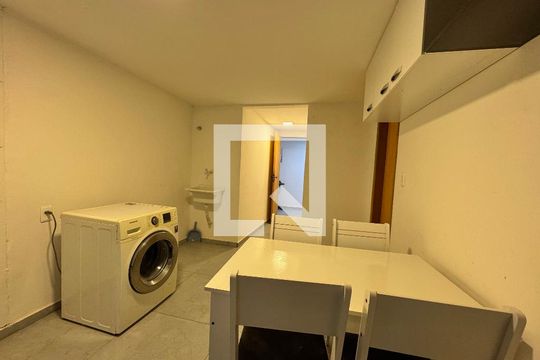 Cozinha e Área de Serviço de apartamento à venda com 2 quartos, 65m² em Vargem Grande, Rio de Janeiro