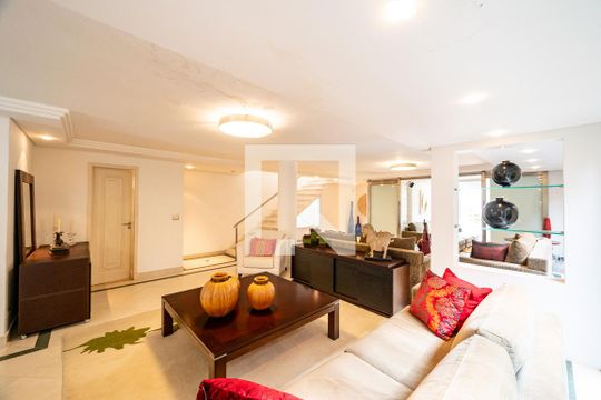 Sala de casa à venda com 4 quartos, 600m² em Planalto Paulista, São Paulo