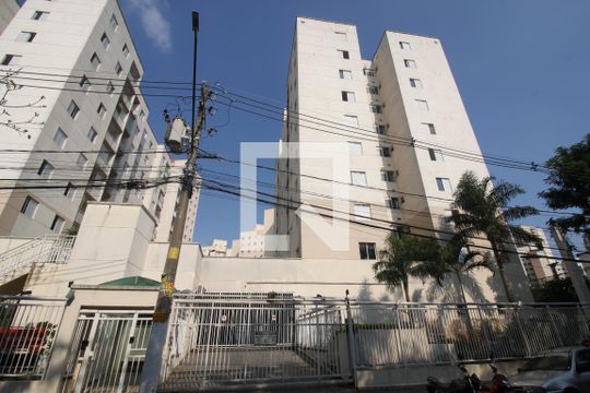 Fachada de apartamento à venda com 3 quartos, 63m² em Vila Inglesa, São Paulo