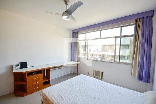 Quarto de apartamento à venda com 4 quartos, 190m² em Maracanã, Rio de Janeiro