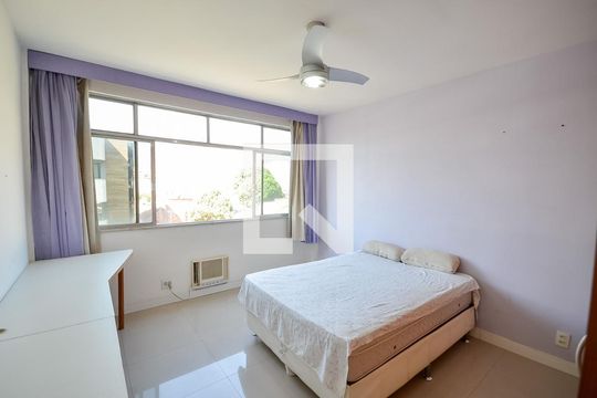 Quarto de apartamento à venda com 4 quartos, 190m² em Maracanã, Rio de Janeiro