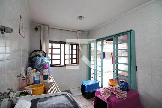 Área de Serviço de casa à venda com 4 quartos, 185m² em Jardim Lavinia, São Bernardo do Campo