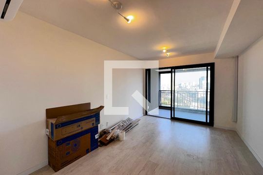 Sala de kitnet/studio para alugar com 0 quarto, 33m² em Vila Cordeiro, São Paulo