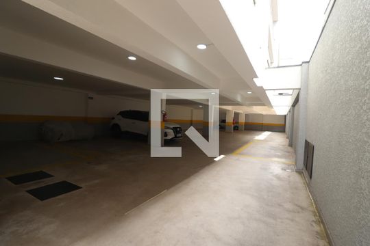 Garagem de apartamento à venda com 2 quartos, 40m² em Vila Carrão, São Paulo