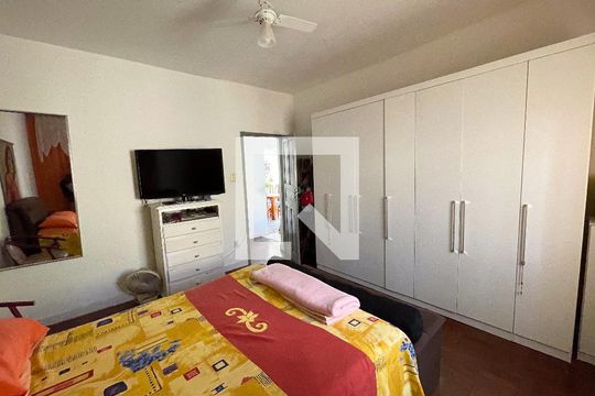 quarto 1 - suíte de casa à venda com 3 quartos, 270m² em Eldorado, Contagem