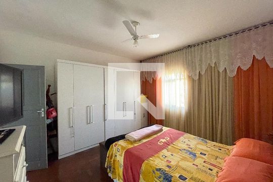 quarto 1 - suíte de casa à venda com 3 quartos, 270m² em Eldorado, Contagem