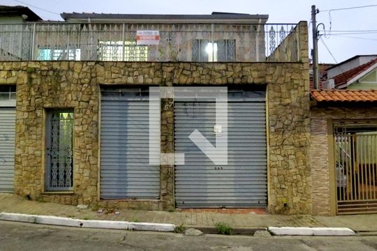 Fachada de casa à venda com 4 quartos, 220m² em Freguesia do Ó, São Paulo