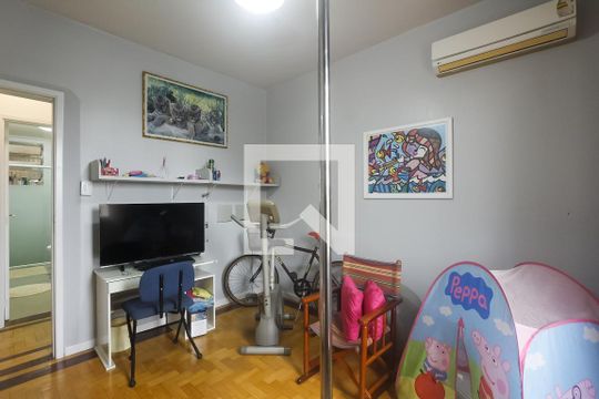 Quarto 1 de apartamento à venda com 3 quartos, 169m² em Navegantes, Porto Alegre