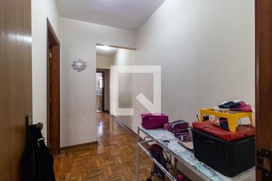 Corredor de apartamento à venda com 3 quartos, 125m² em Aclimação, São Paulo