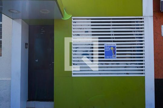 Fachada de casa para alugar com 2 quartos, 160m² em Vila Santa Rita, Sorocaba