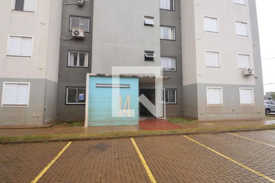 Fachada do bloco de apartamento para alugar com 2 quartos, 44m² em Centro, Canoas