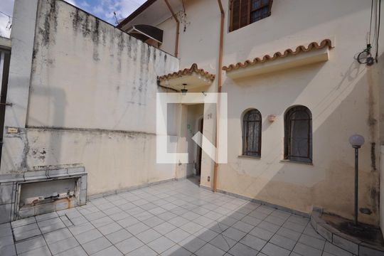 Garagem de casa para alugar com 2 quartos, 98m² em Vila Guilherme, São Paulo
