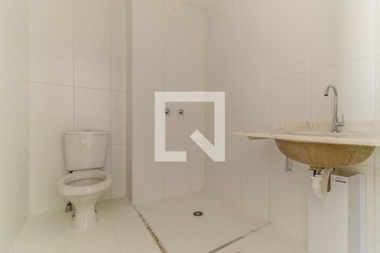 Banheiro de kitnet/studio à venda com 1 quarto, 27m² em Vila Buarque, São Paulo