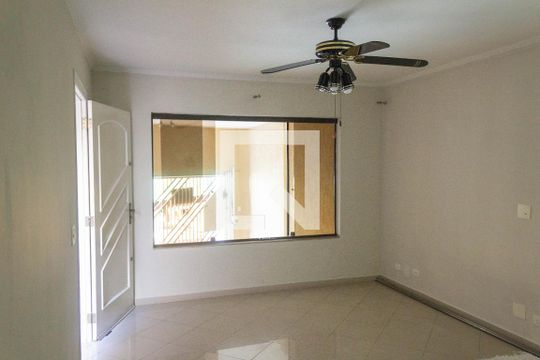Sala de casa à venda com 3 quartos, 114m² em Jardim Peri, São Paulo