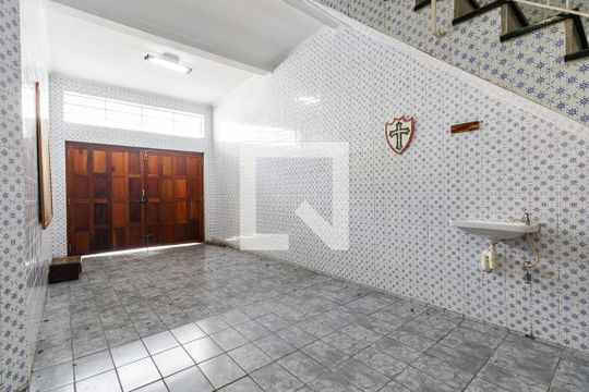 Garagem de casa à venda com 4 quartos, 380m² em Vila Santo Estevão, São Paulo