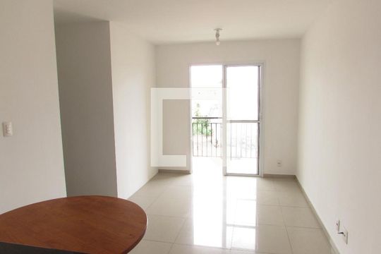 Apartamento para alugar com 3 quartos, 74m² em Jardim Monte Kemel, São Paulo