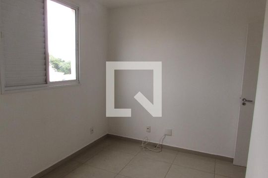 Quarto de apartamento para alugar com 3 quartos, 74m² em Jardim Monte Kemel, São Paulo