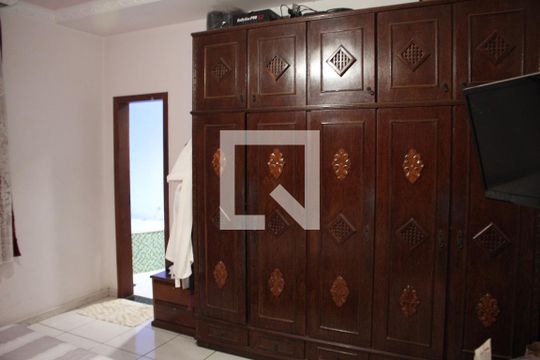 Quarto 1 de casa à venda com 5 quartos, 585m² em Bandeirantes, Contagem