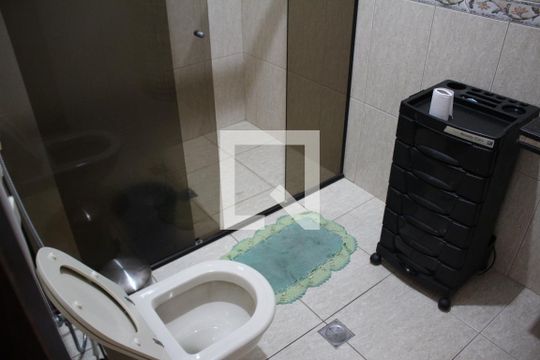 Banheiro 1 de casa à venda com 5 quartos, 585m² em Bandeirantes, Contagem