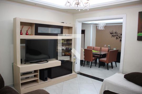 Sala de casa à venda com 5 quartos, 585m² em Bandeirantes, Contagem